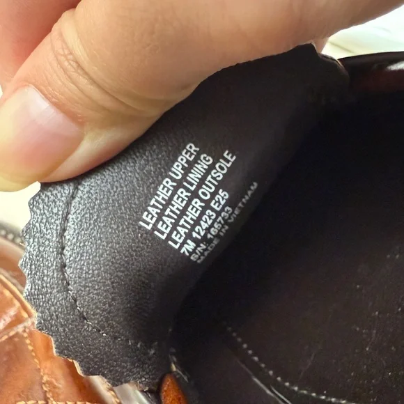 Tory Burch Classic Loafer in Negroni - Picture 5 of 11